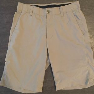 Men’s Khaki Under Armour Shorts- Size 30